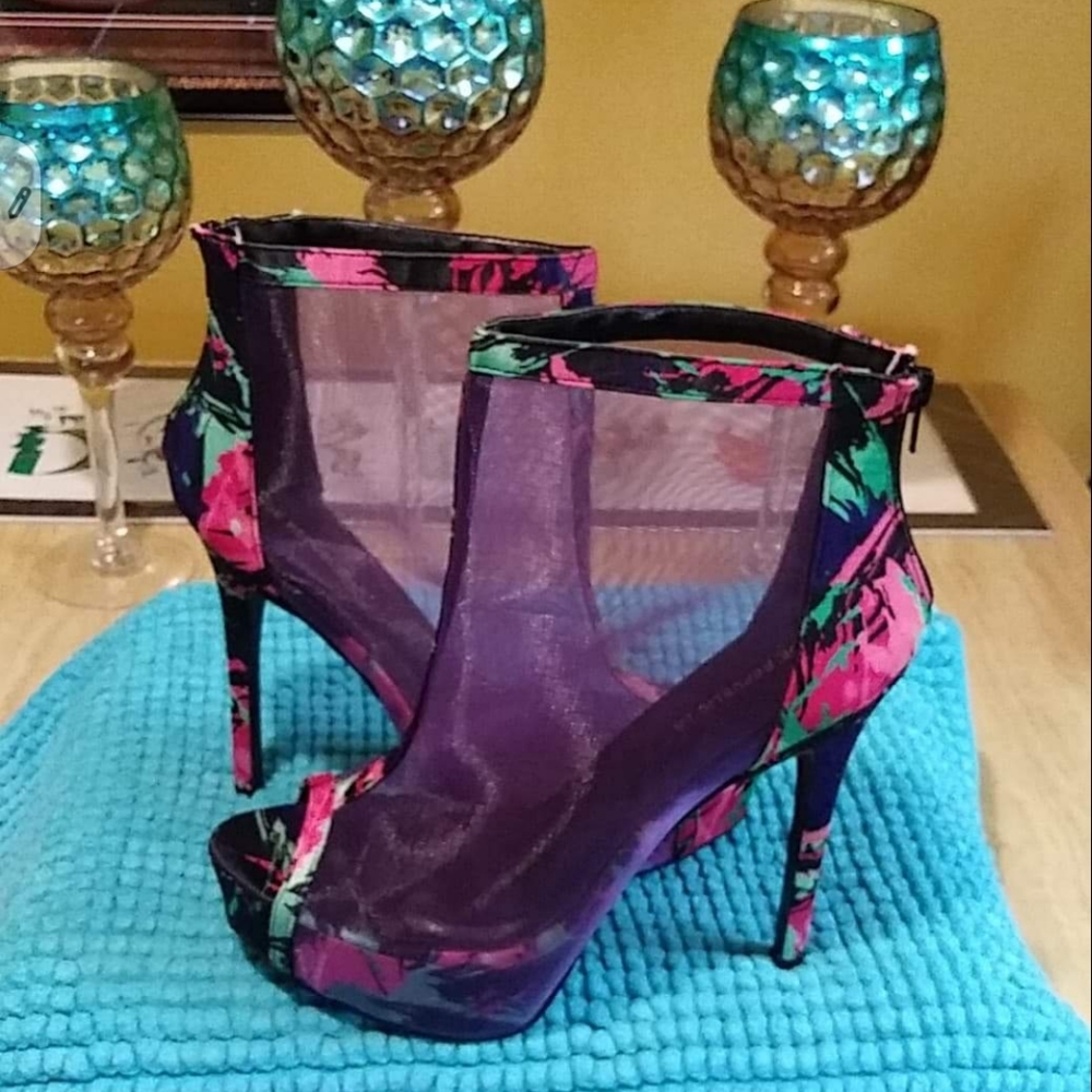 Used Shoes!